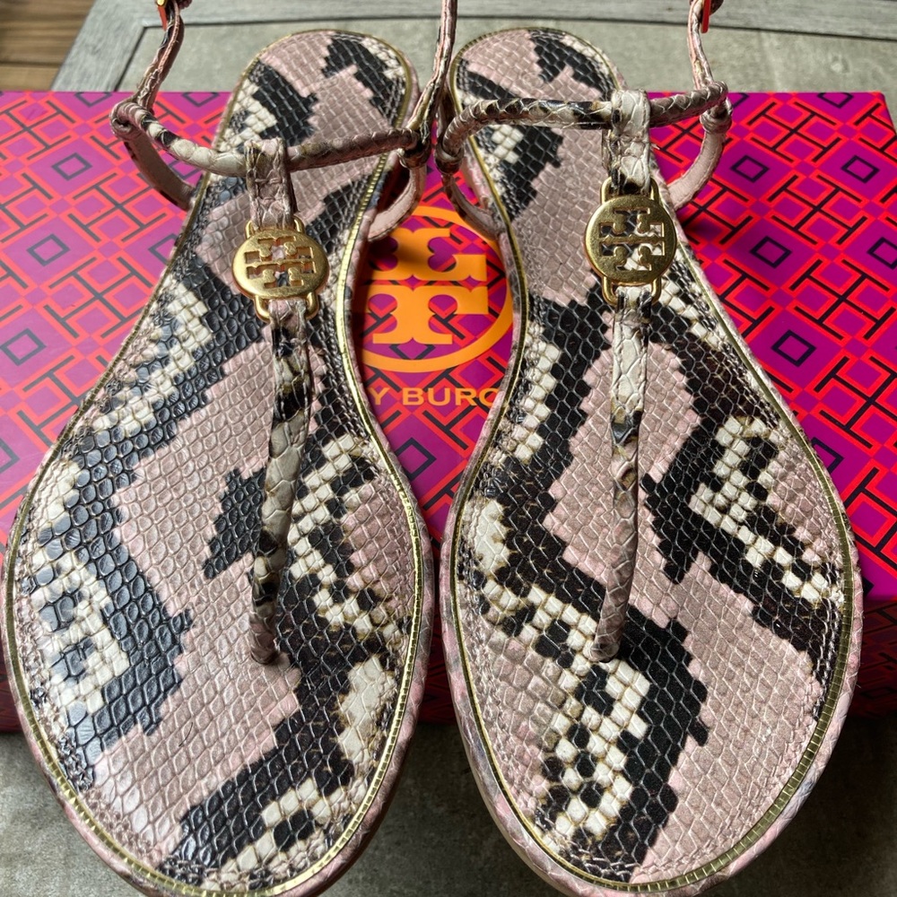 🎉HP🎉Tory Burch Mistyrose Snake Emmy Sandals 🔥🔥